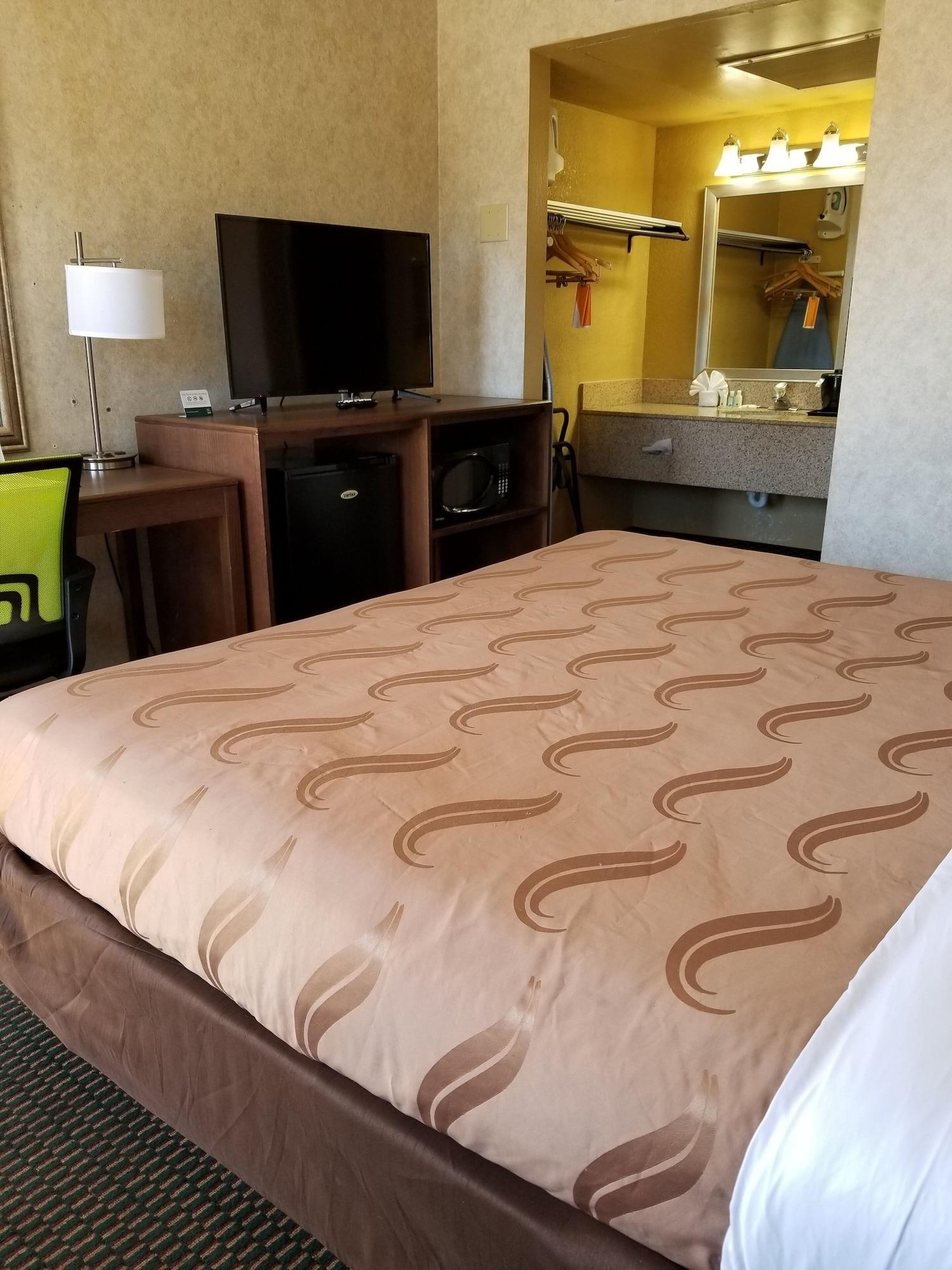 Quality Inn Flagstaff East I-40 Bagian luar foto