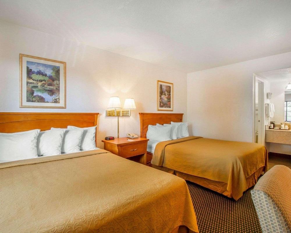 Quality Inn Flagstaff East I-40 Bagian luar foto