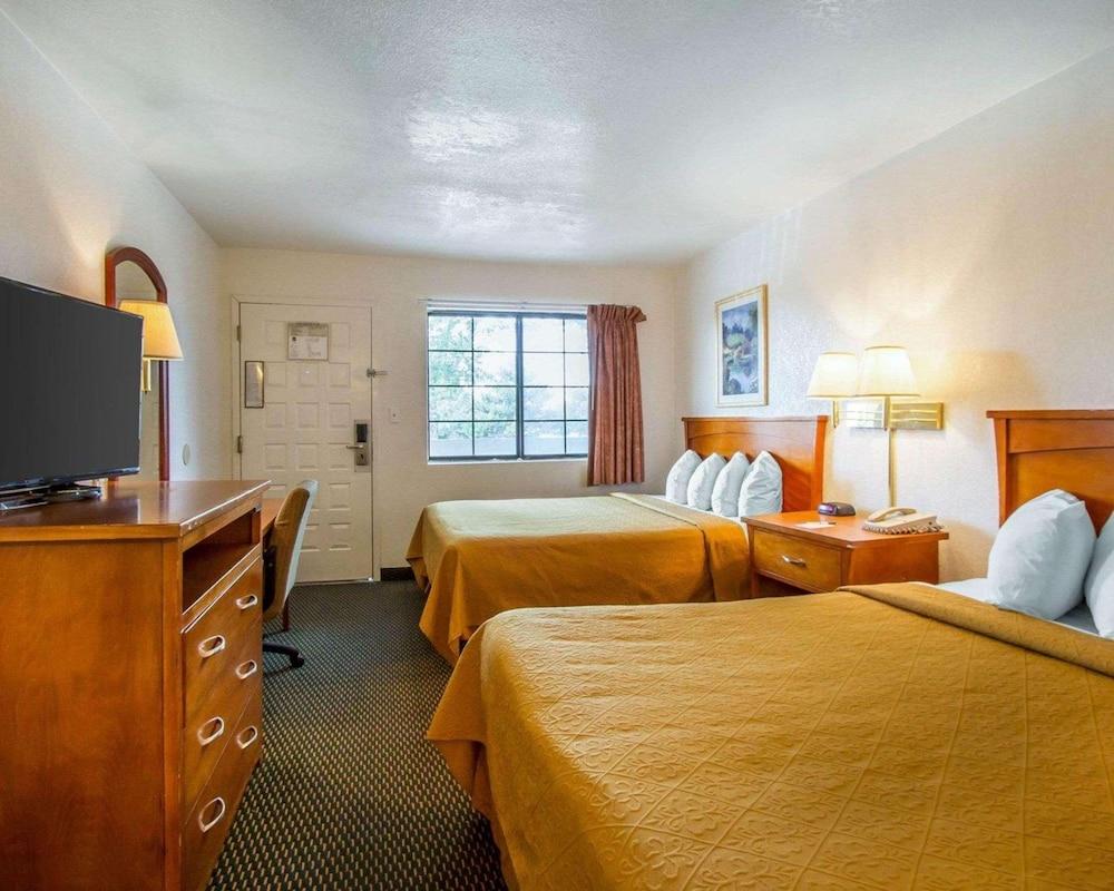 Quality Inn Flagstaff East I-40 Bagian luar foto