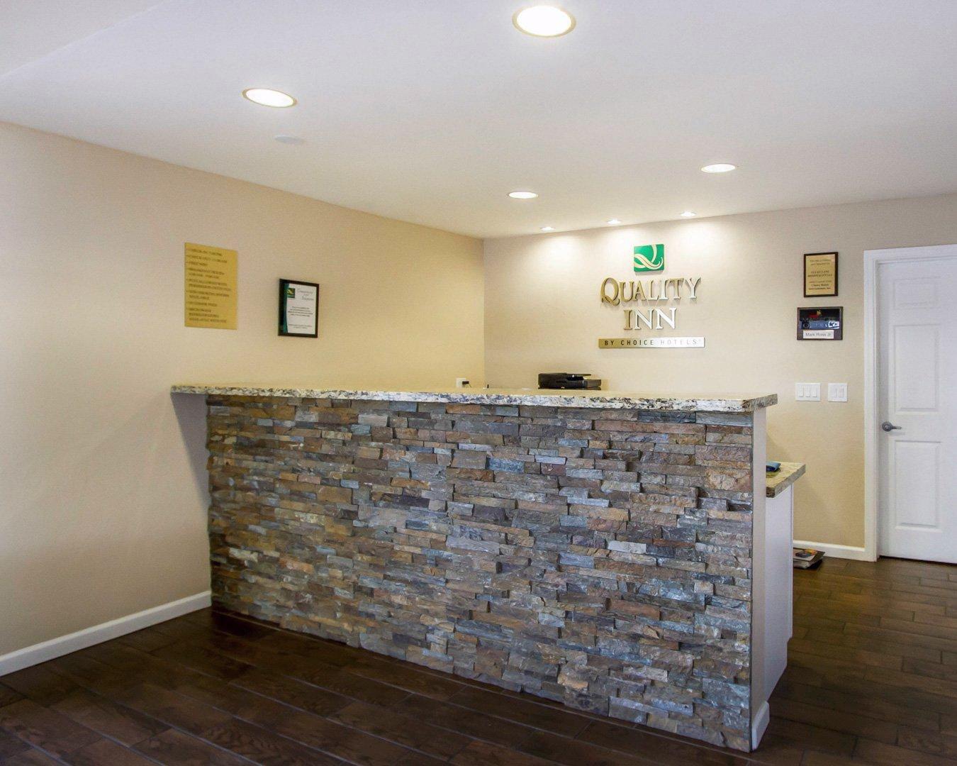 Quality Inn Flagstaff East I-40 Bagian luar foto