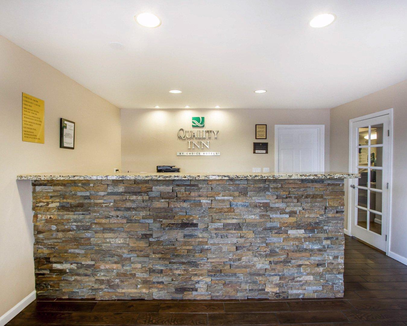 Quality Inn Flagstaff East I-40 Bagian luar foto